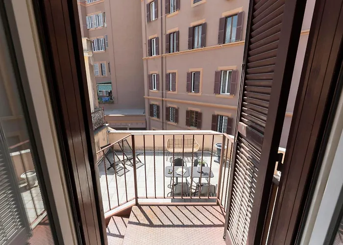Apart Otel Domus Fornaci 4*