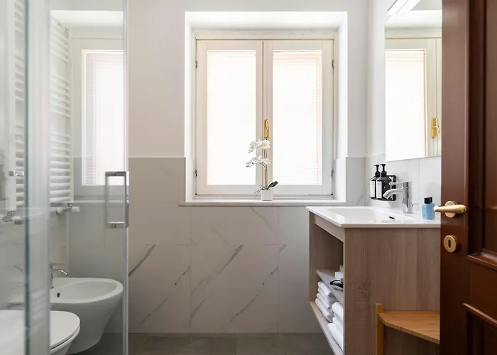Domus Fornaci מלון דירות 4*